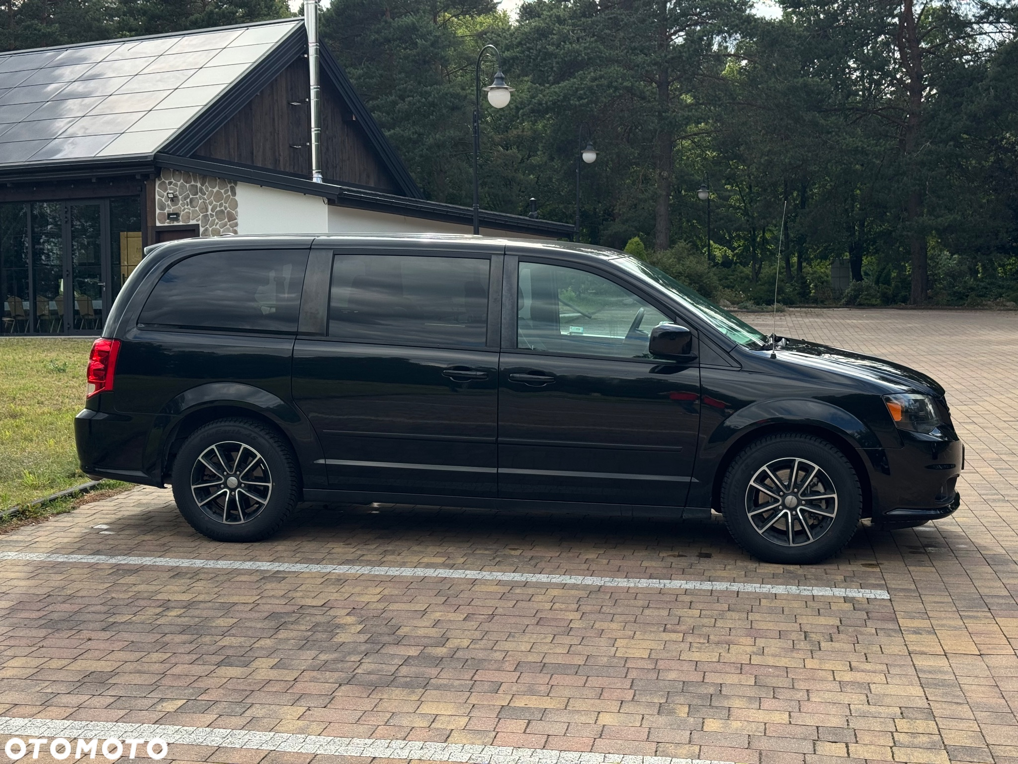 Dodge Grand Caravan - 6