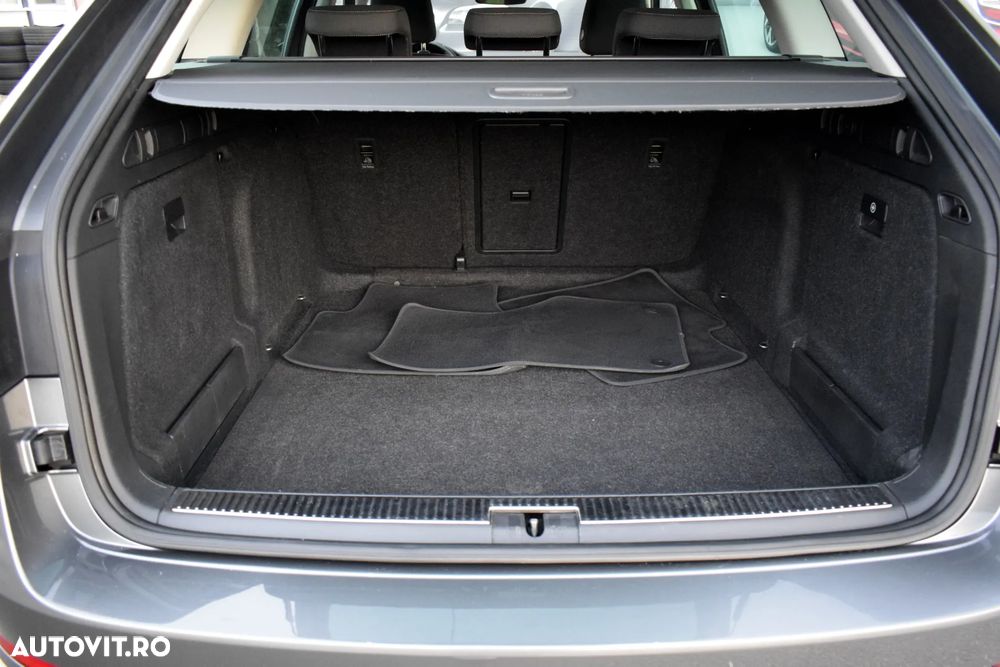 Skoda Superb 2.0 TDI DSG Style - 23