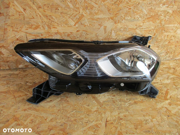 REFLEKTOR LAMPA LEWA CITROEN DS3 CROSSBACK