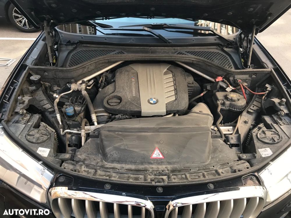 BMW X5 M M50d - 9