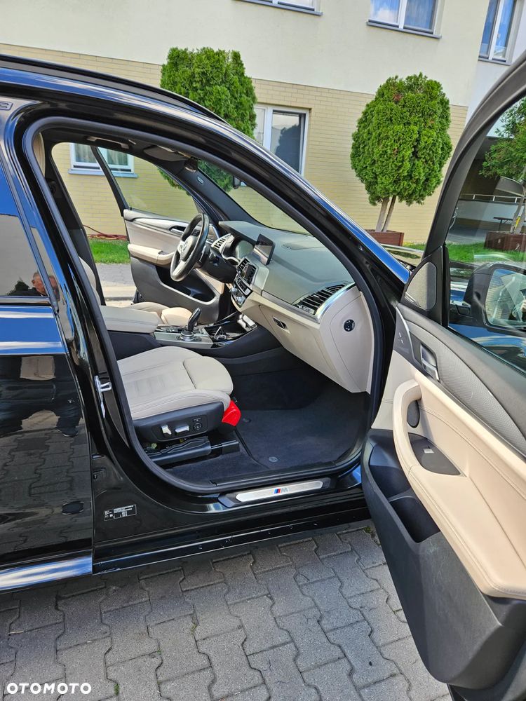 BMW X3 xDrive20d - 17