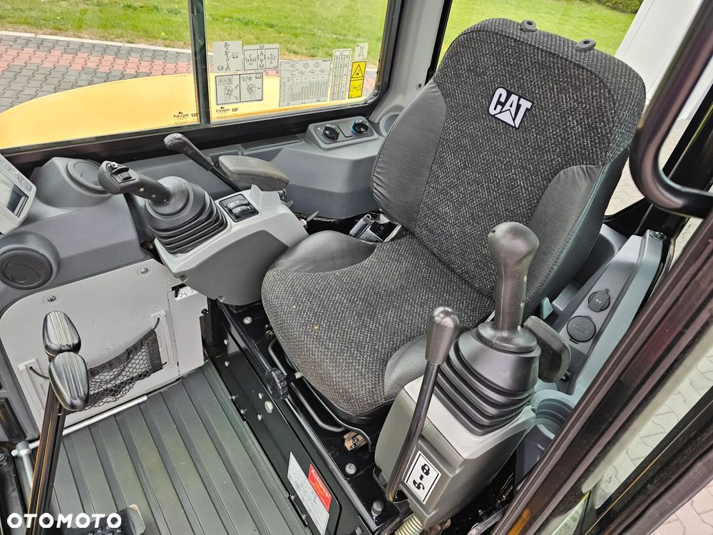 Caterpillar 305 E2 - 25