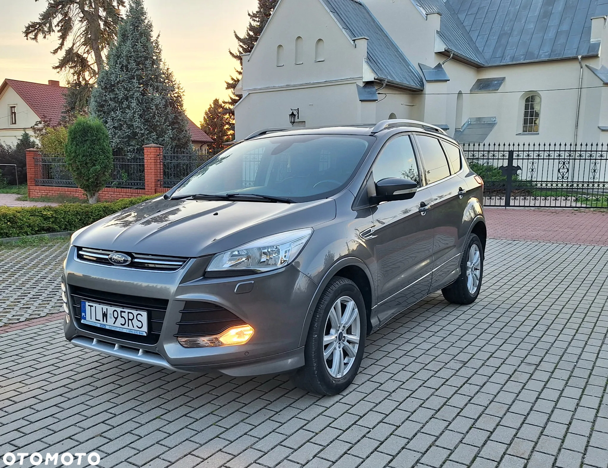 Ford Kuga 1.6 EcoBoost 2x4 Titanium - 10