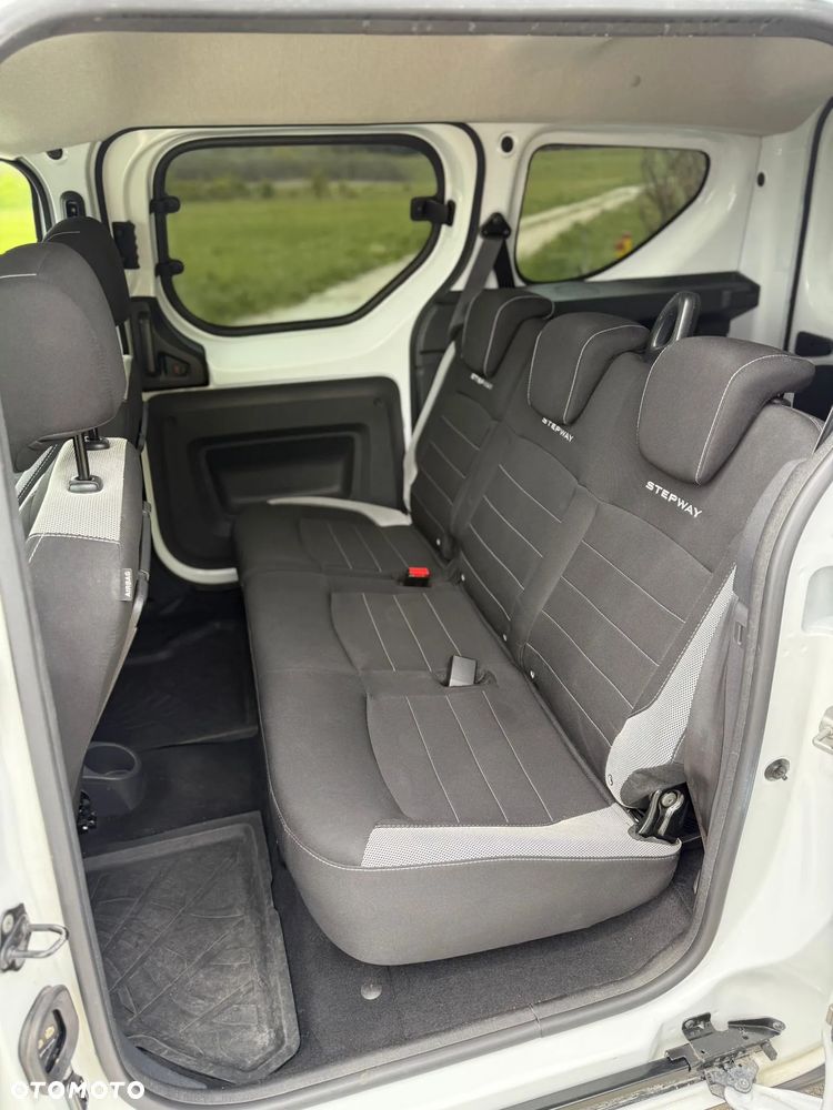 Dacia Dokker SCe 100 Stepway - 15