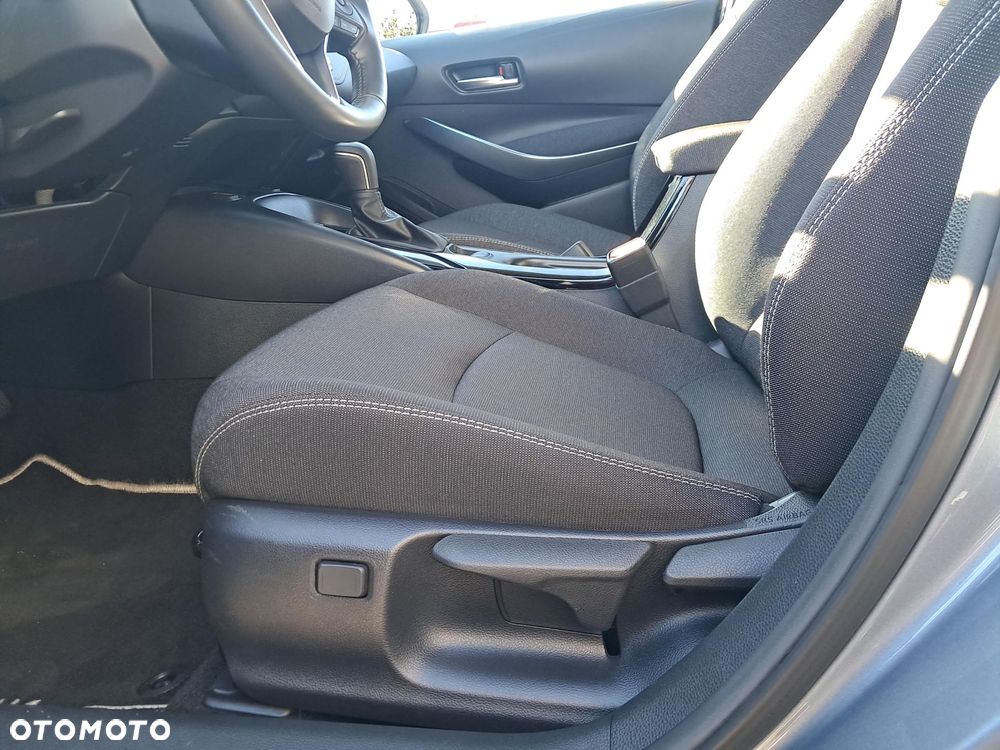 Toyota Corolla 1.8 Hybrid Style - 12