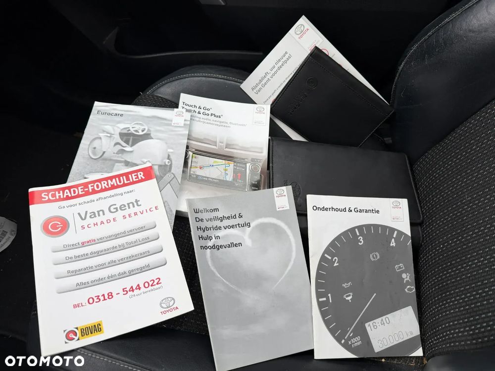 Toyota Auris 1.8 VVT-i Automatik Executive - 35