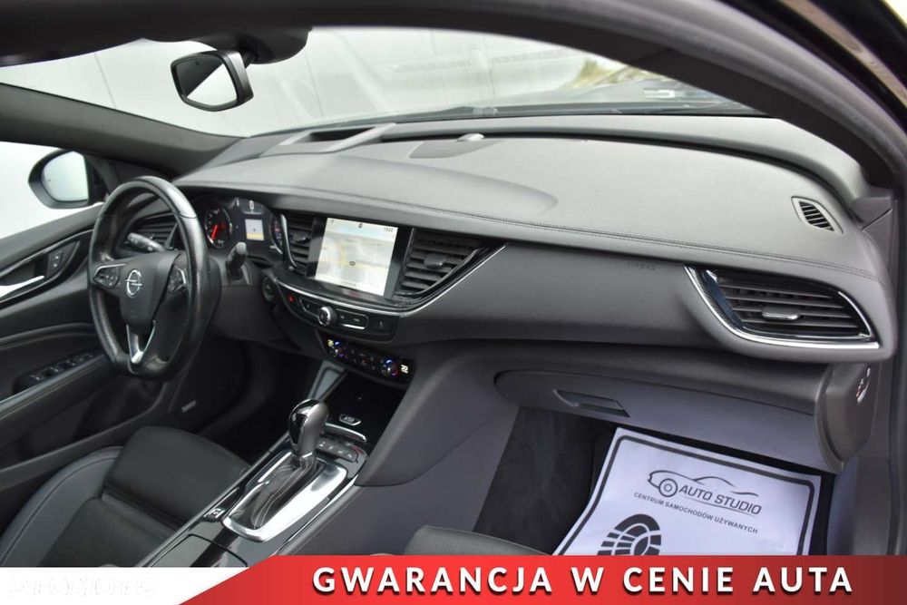 Opel Insignia - 10