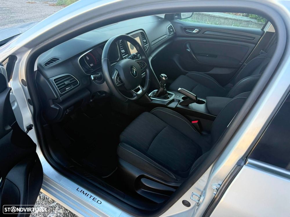 Renault Mégane 1.5 Blue dCi Limited - 7