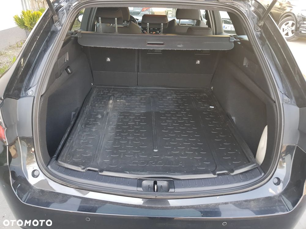 Toyota Corolla 1.8 Hybrid Comfort - 8