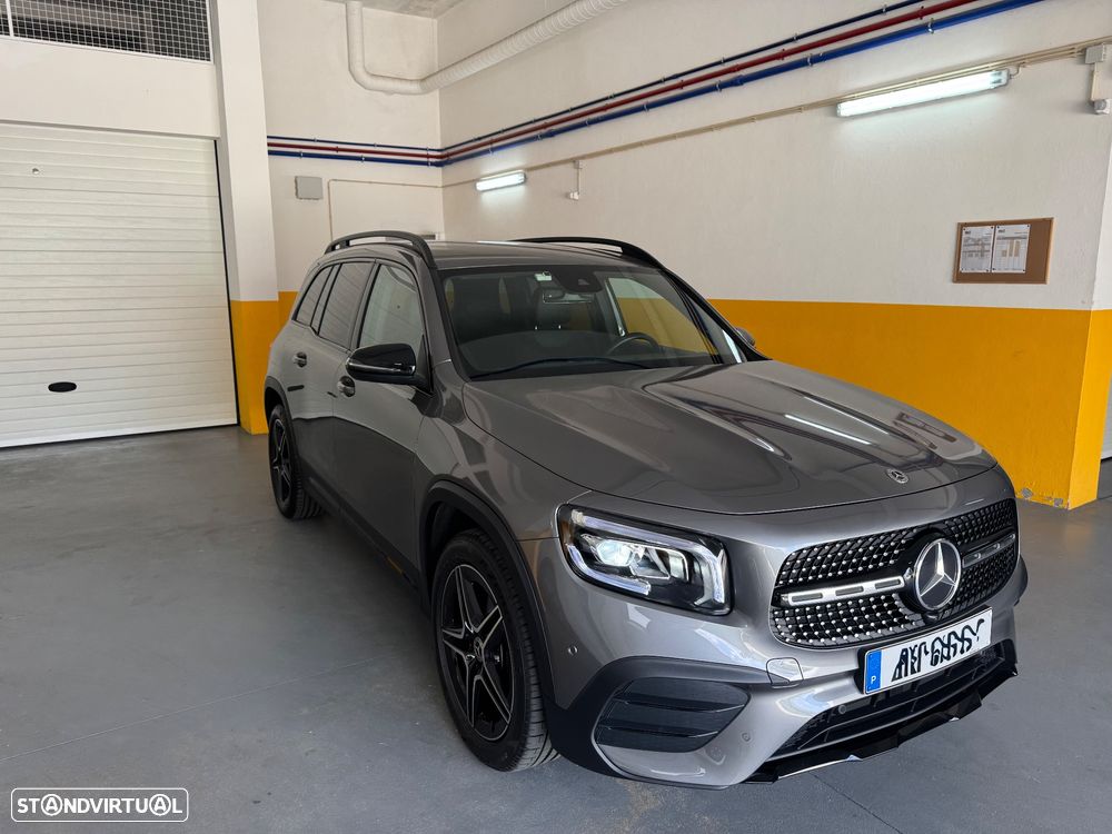 Mercedes-Benz GLB 200 d AMG Line - 2