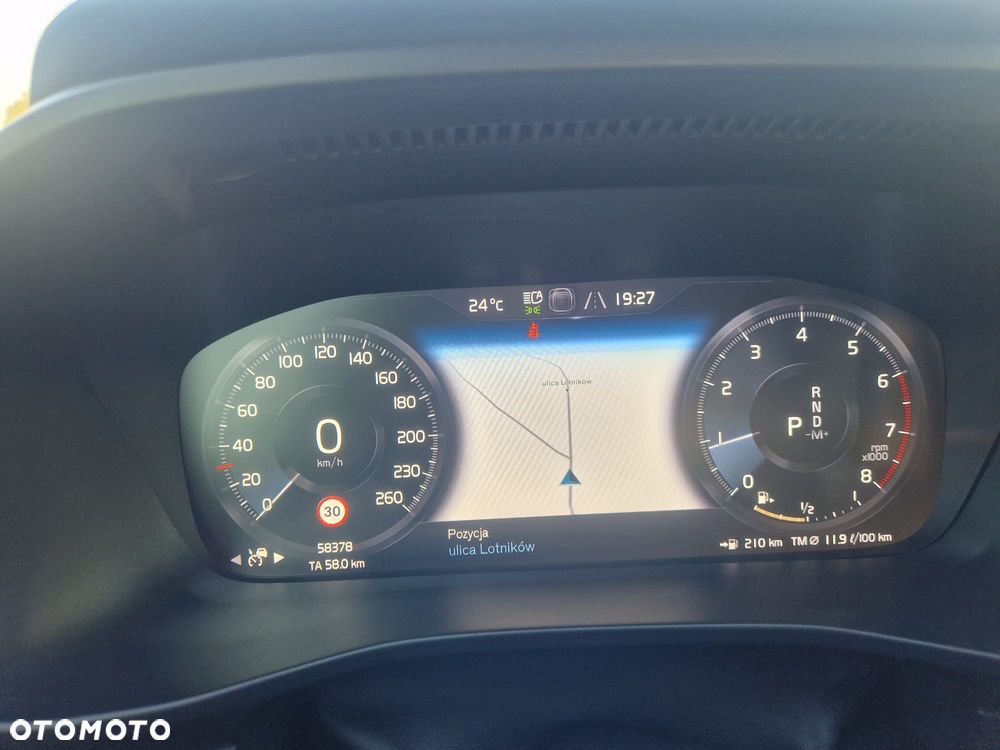 Volvo XC 40 T5 AWD R-Design - 10
