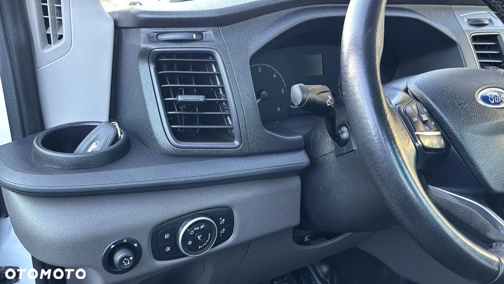 Ford Transit - 7
