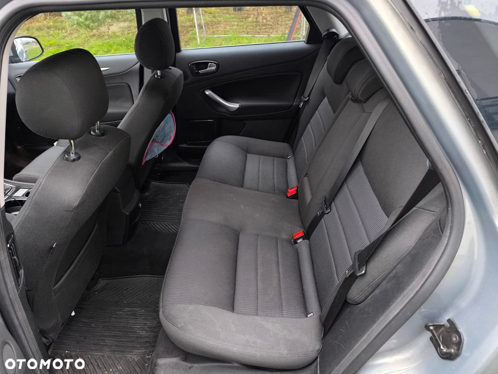 Ford Mondeo 2.0 Titanium - 3