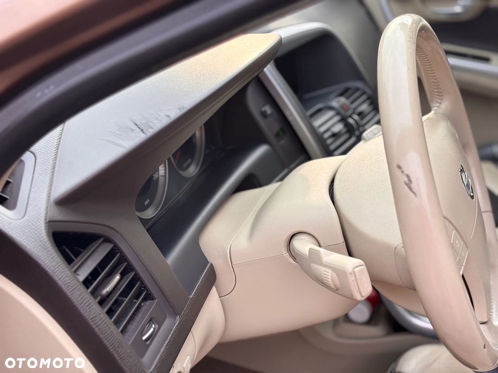 Volvo XC 60 - 37
