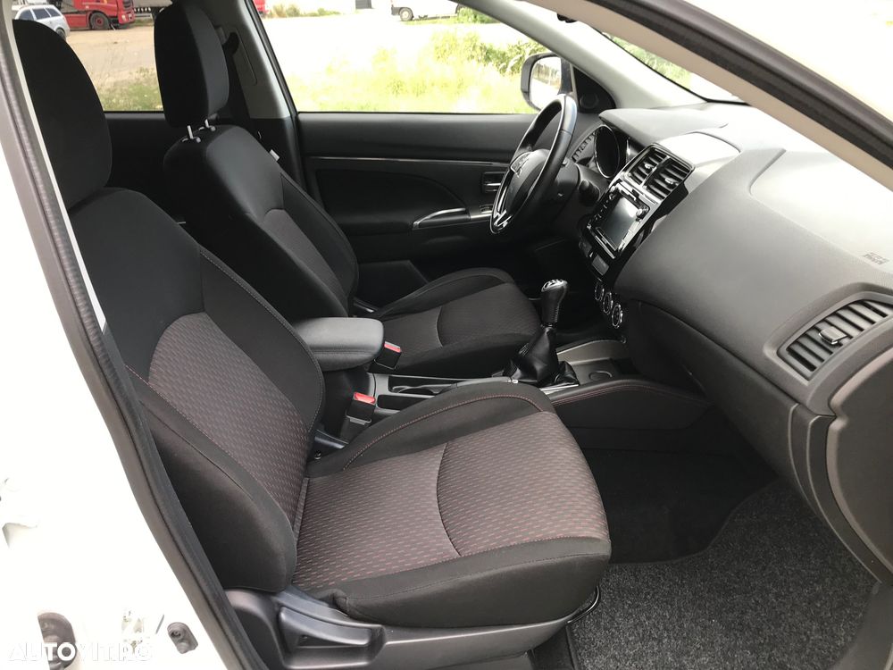 Mitsubishi ASX 1.6 2WD Inform - 19