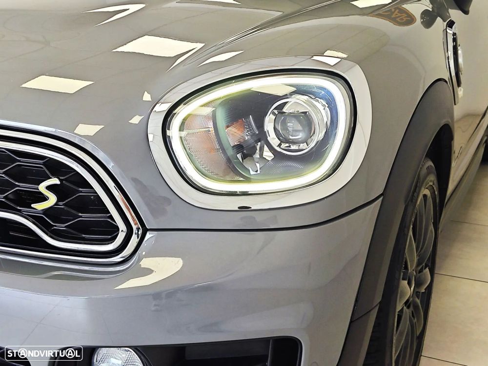 MINI Countryman Cooper SE ALL4 Auto - 24