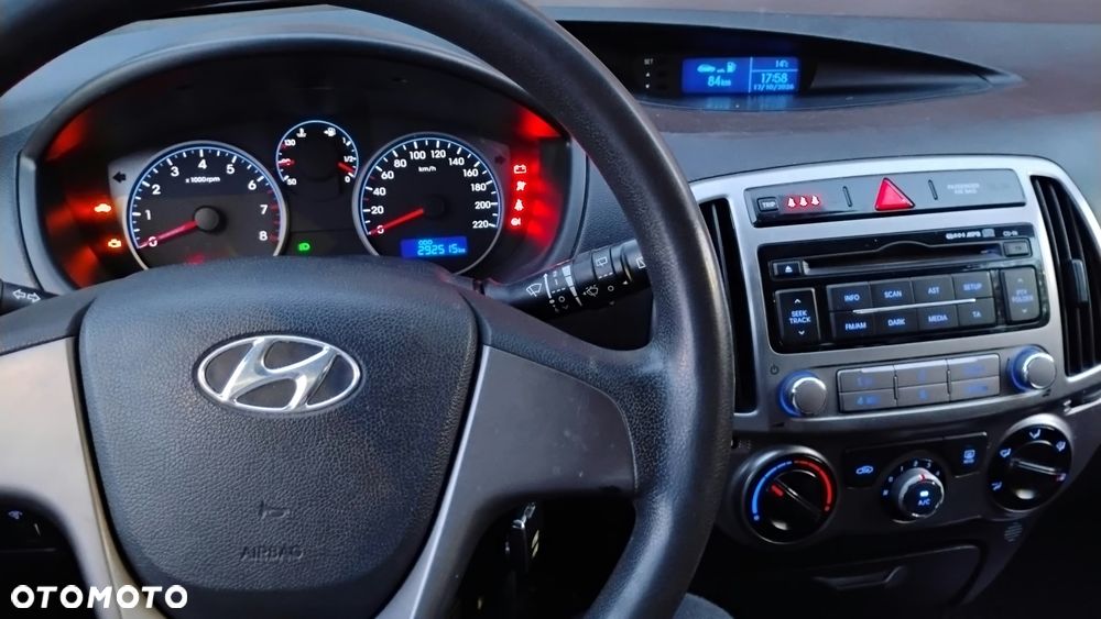 Hyundai i20 - 14