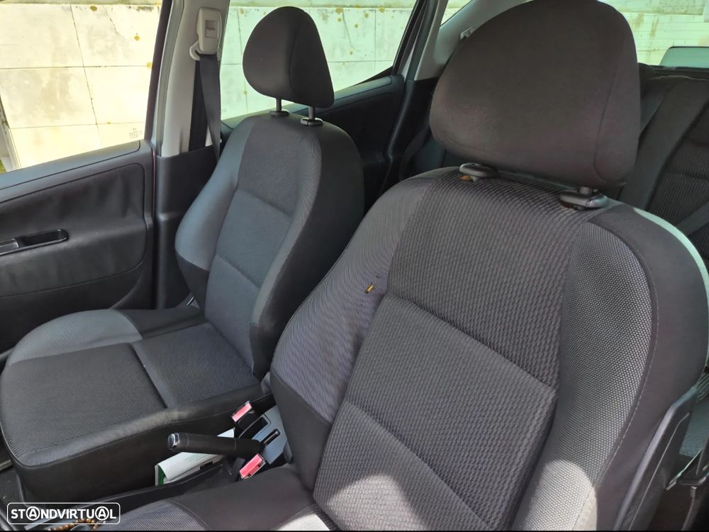 Peugeot 207 SW - 12