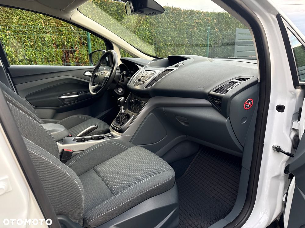 Ford C-MAX - 30