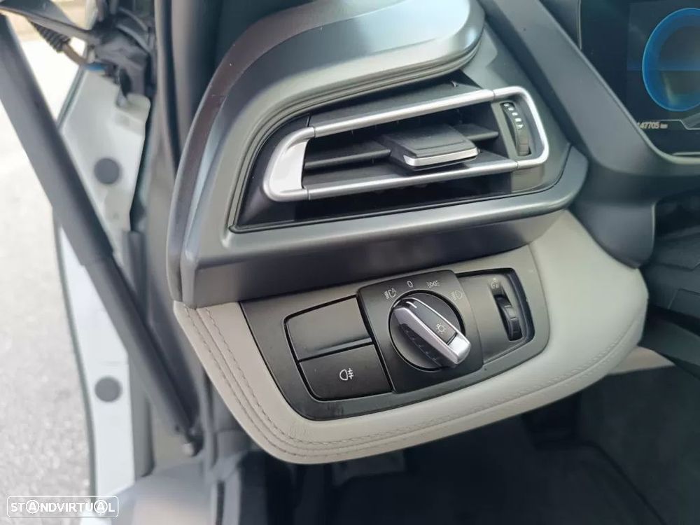 BMW i8 Standard - 24