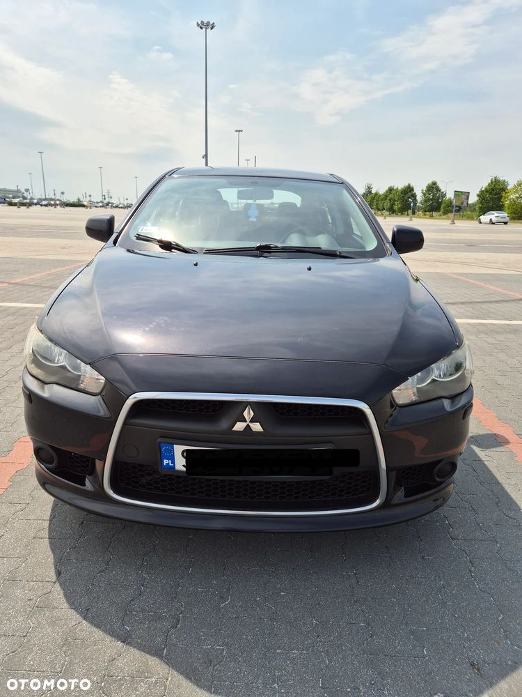 Mitsubishi Lancer - 1