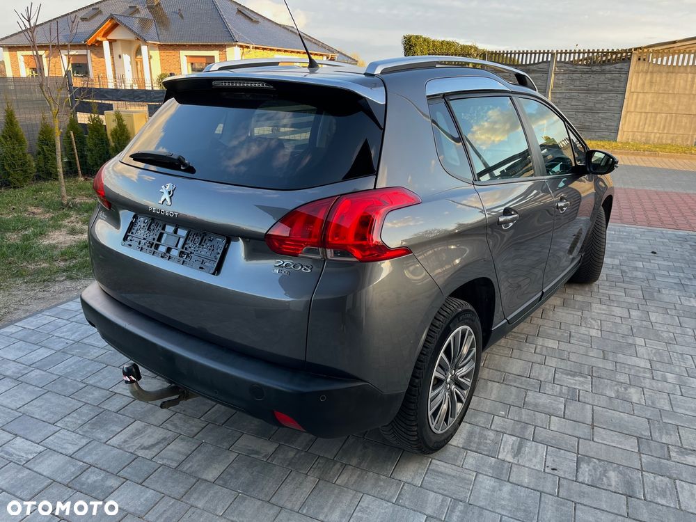 Peugeot 2008 e-HDi FAP 92 STOP & START Allure - 4