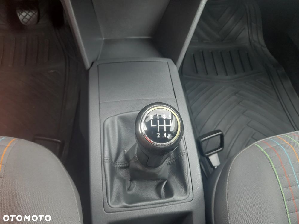 Volkswagen Polo 1.2 Entry - 13