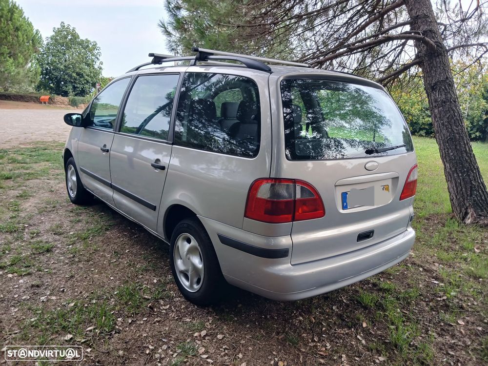 Ford Galaxy 1.9 TDi GLX - 3