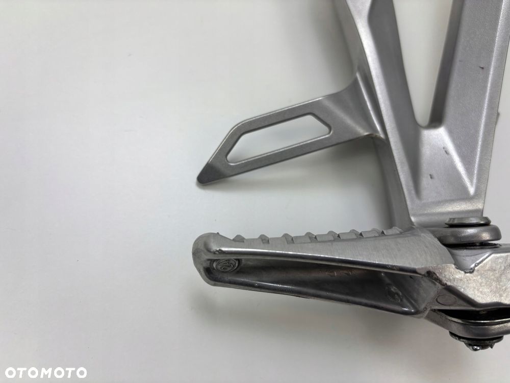 Prawy set pasażera Honda CBR 600RR PC69 2024- Oryginał - 3