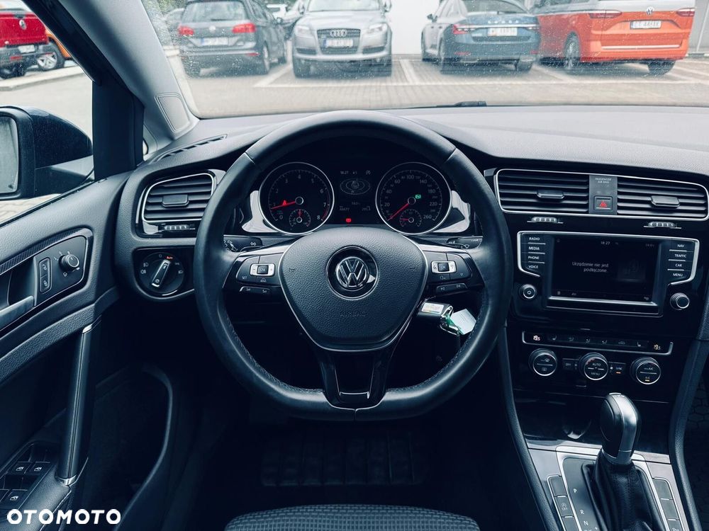 Volkswagen Golf 1.4 TSI BMT Highline DSG - 17