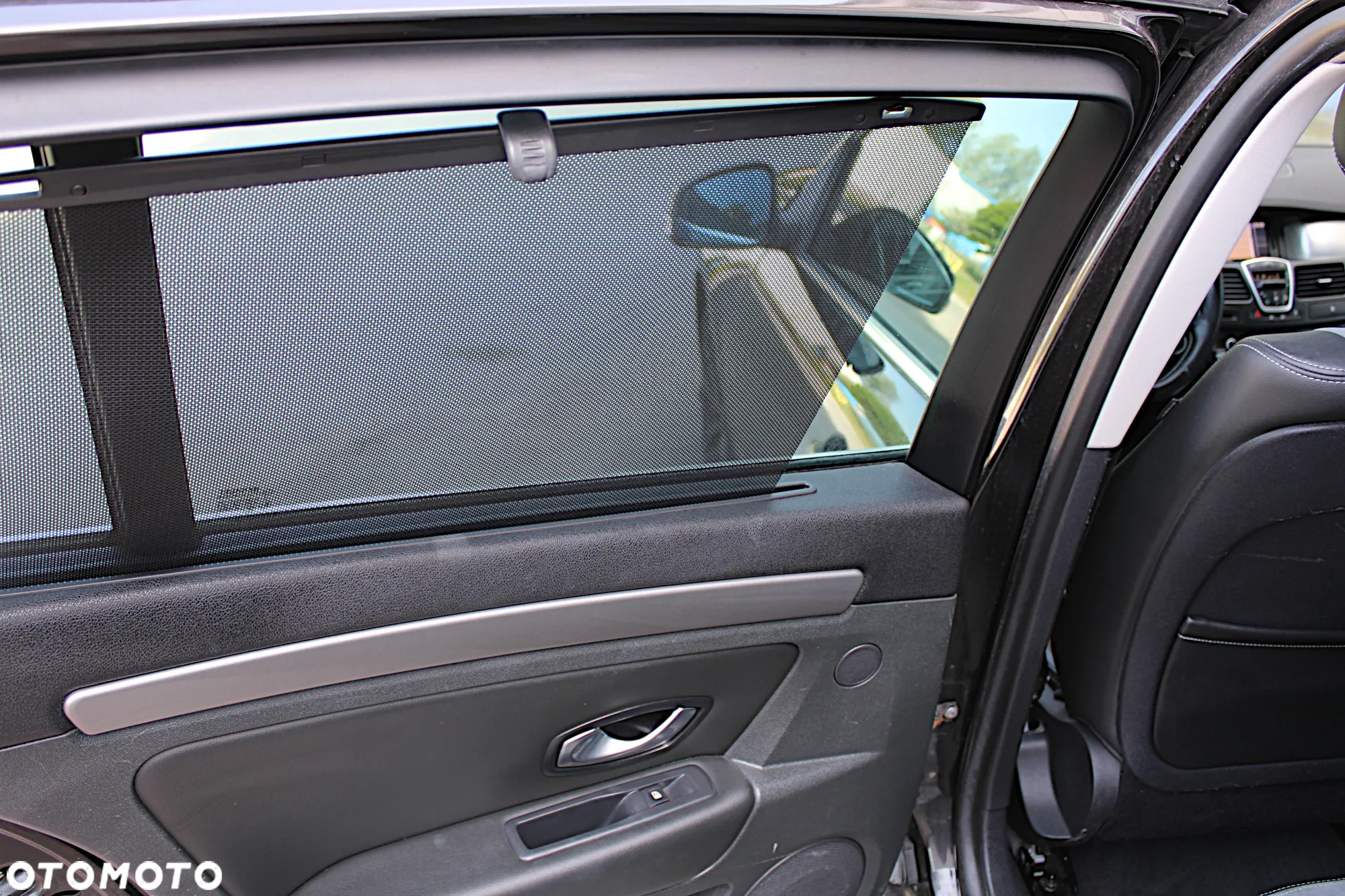 Renault Laguna dCi 175 FAP Bose Edition - 15