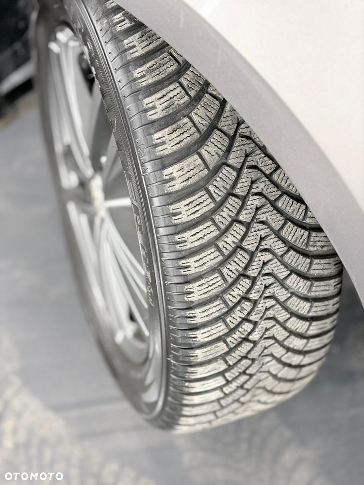 Volkswagen Golf 2.0 TDI (BlueMotion Technology) DSG Comfortline - 19