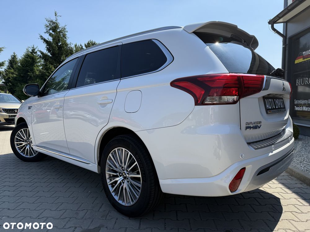 Mitsubishi Outlander 2.4 4WD Top - 5