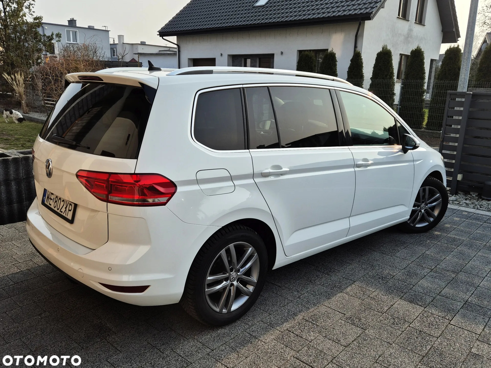 Volkswagen Touran 1.5 TSI EVO Highline DSG - 4