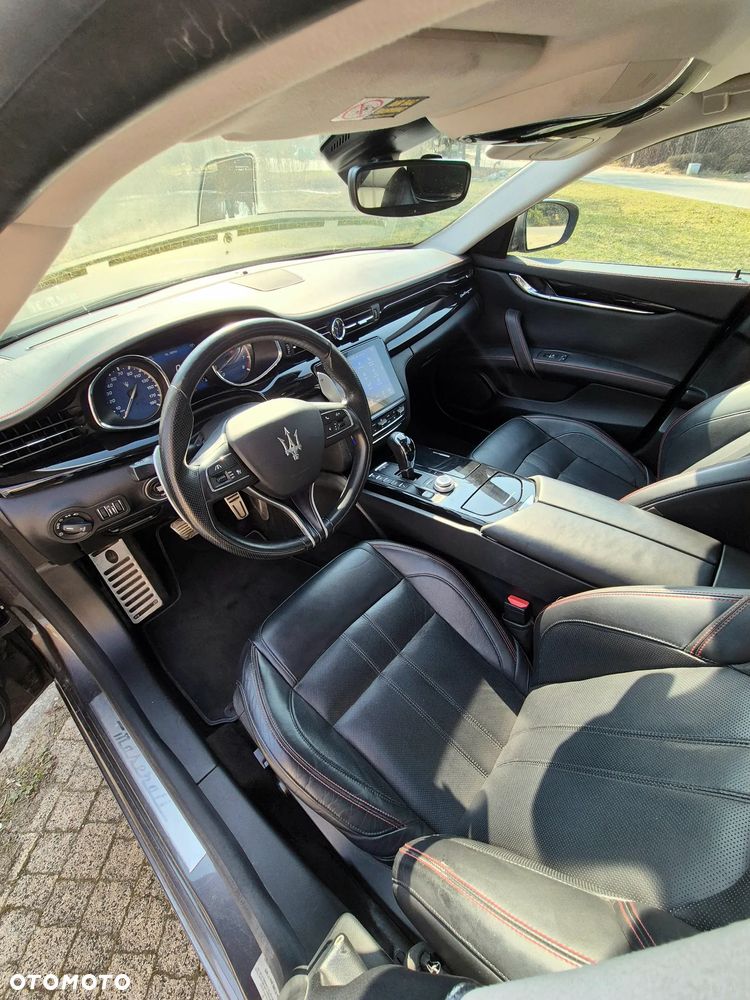 Maserati Quattroporte Q4 GranSport S - 10