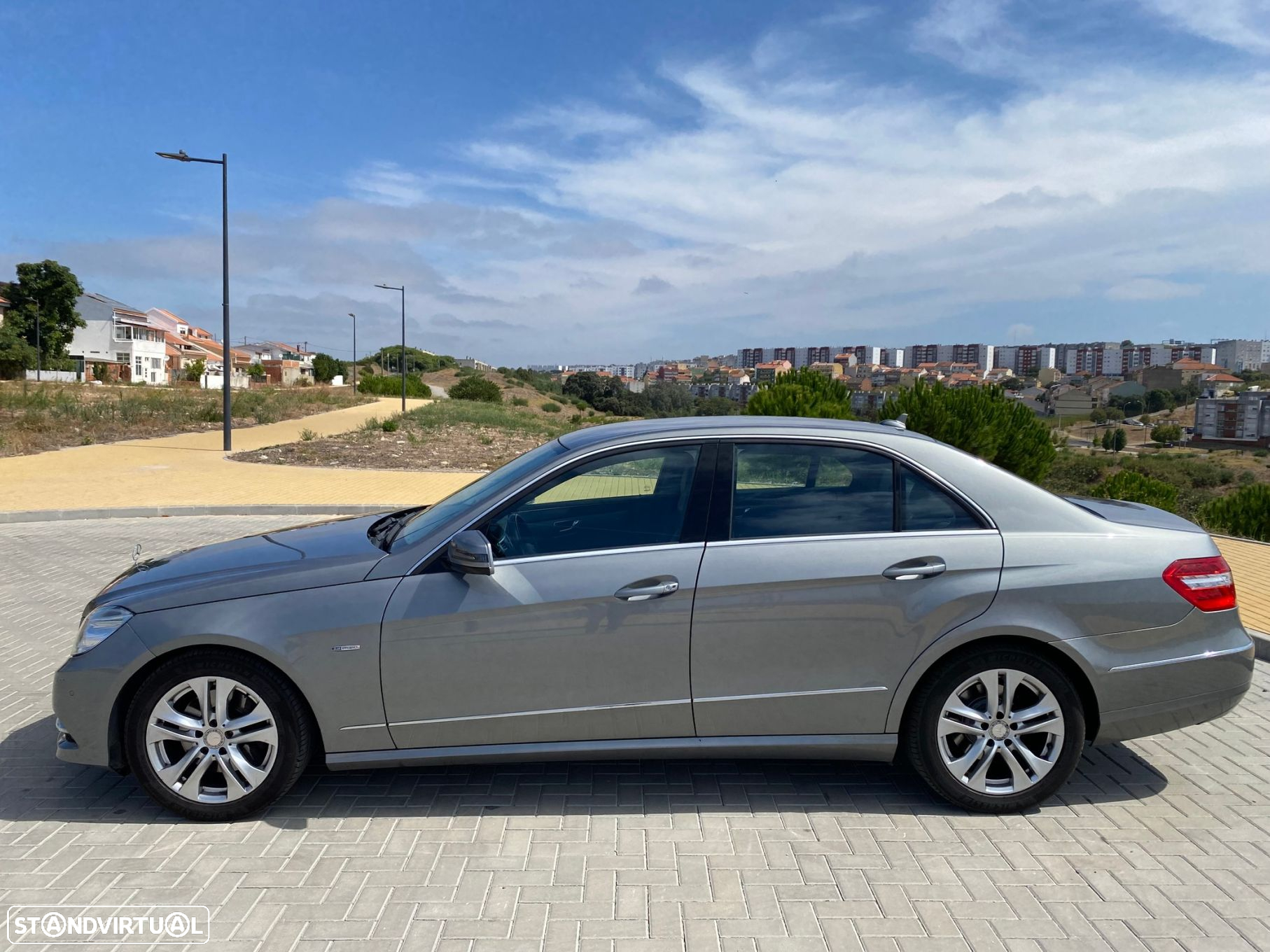 Mercedes-Benz E 250 CDi Avantgarde BlueEfficiency - 3