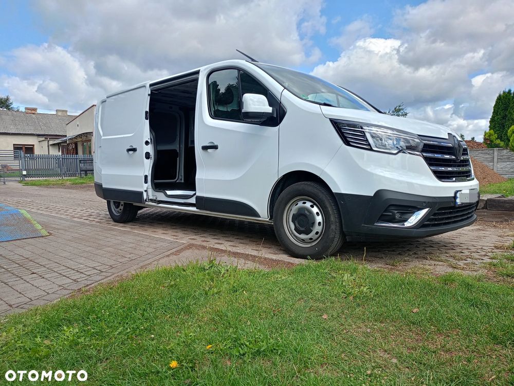 Renault Trafic - 10