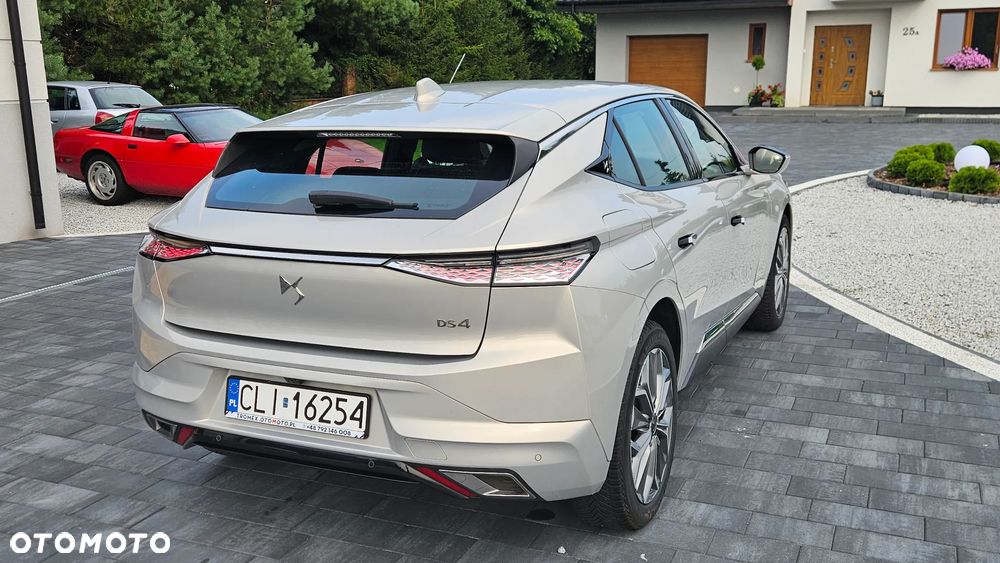 DS Automobiles DS 4 - 7