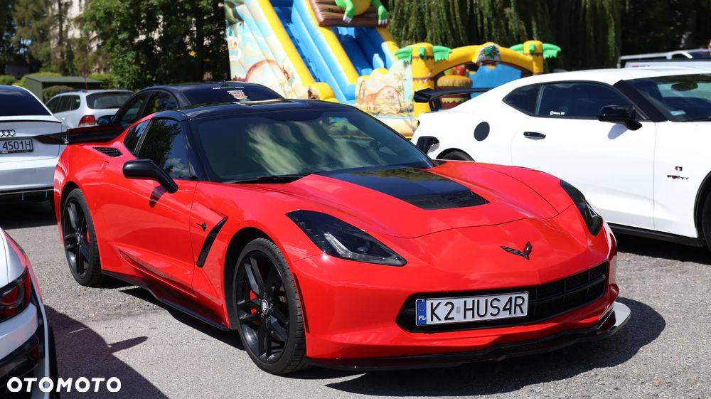 Chevrolet Corvette - 1