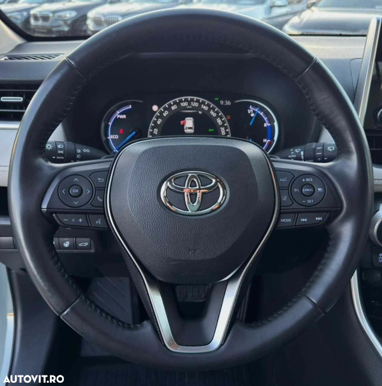 Toyota RAV4 - 27