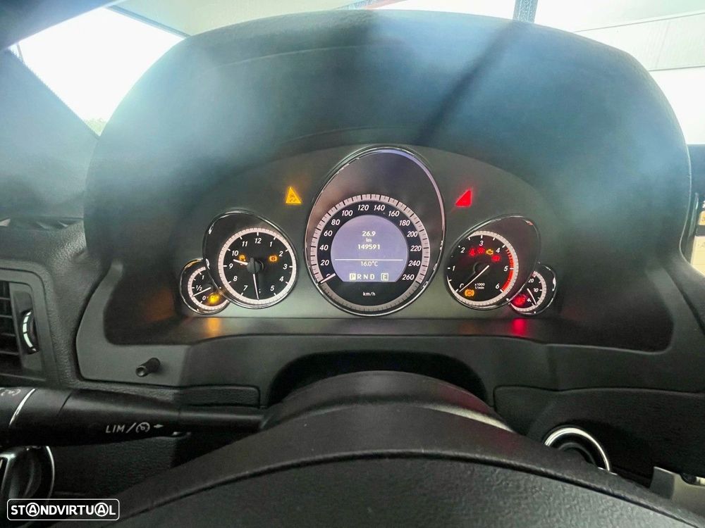 Mercedes-Benz E 250 CDI Avantgarde BlueEfficiency Auto. - 14