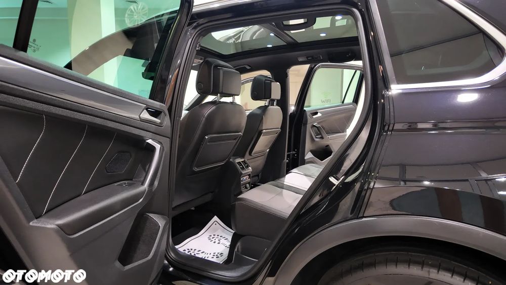 Volkswagen Tiguan 2.0 TDI SCR DSG R-Line - 29