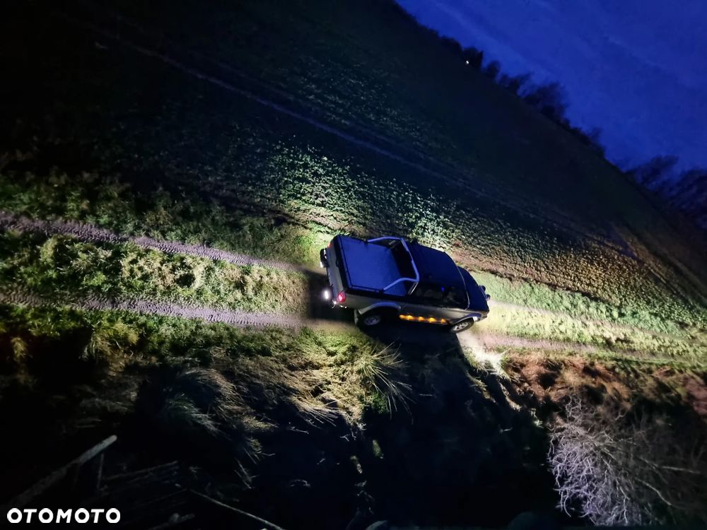 Mitsubishi L200 - 26