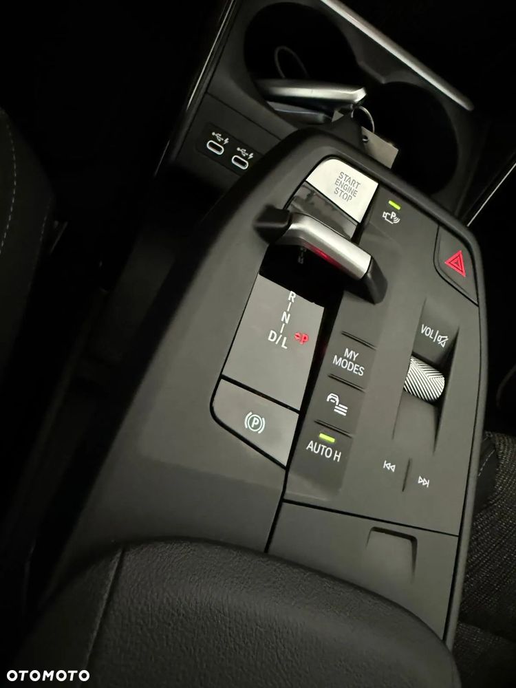BMW X1 sDrive18d sport - 14