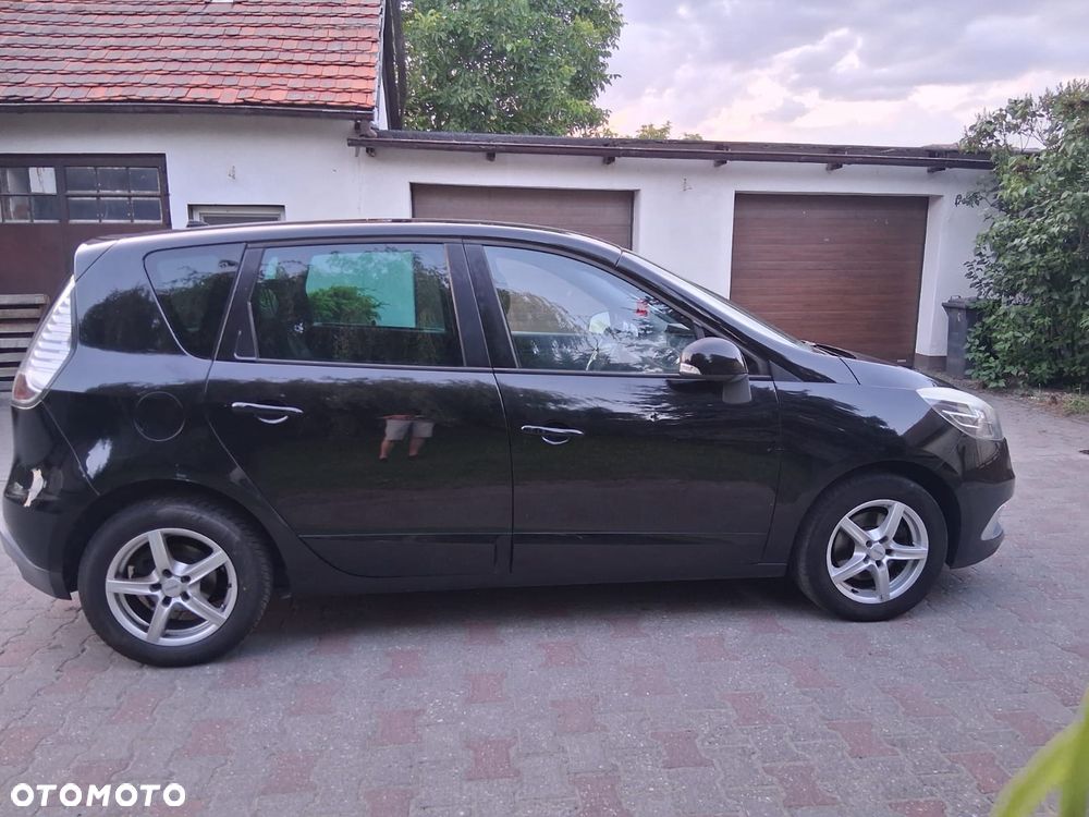 Renault Scenic 1.6 dCi Energy Bose Edition - 8