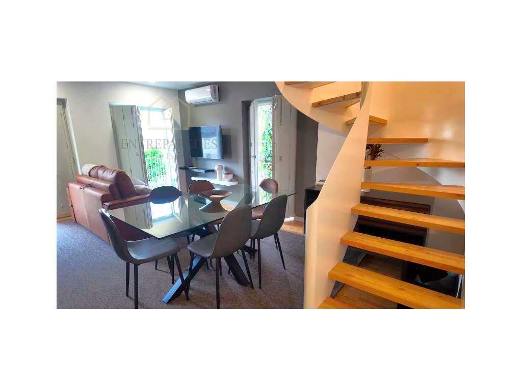 Apartamento T2 duplex com lugar de garagem e varanda empreendimento... - Grande imagem: 4/41