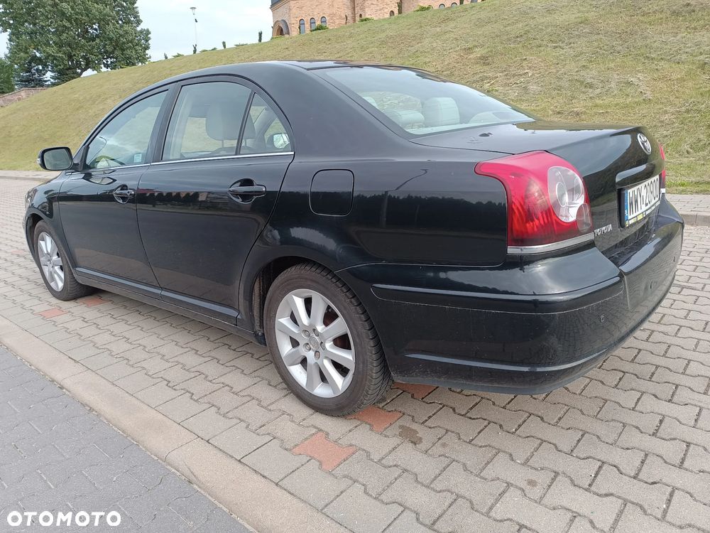 Toyota Avensis 2.0 D-4D Sol - 3