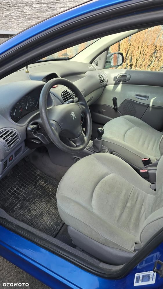 Peugeot 206 1.1 Mistral - 6