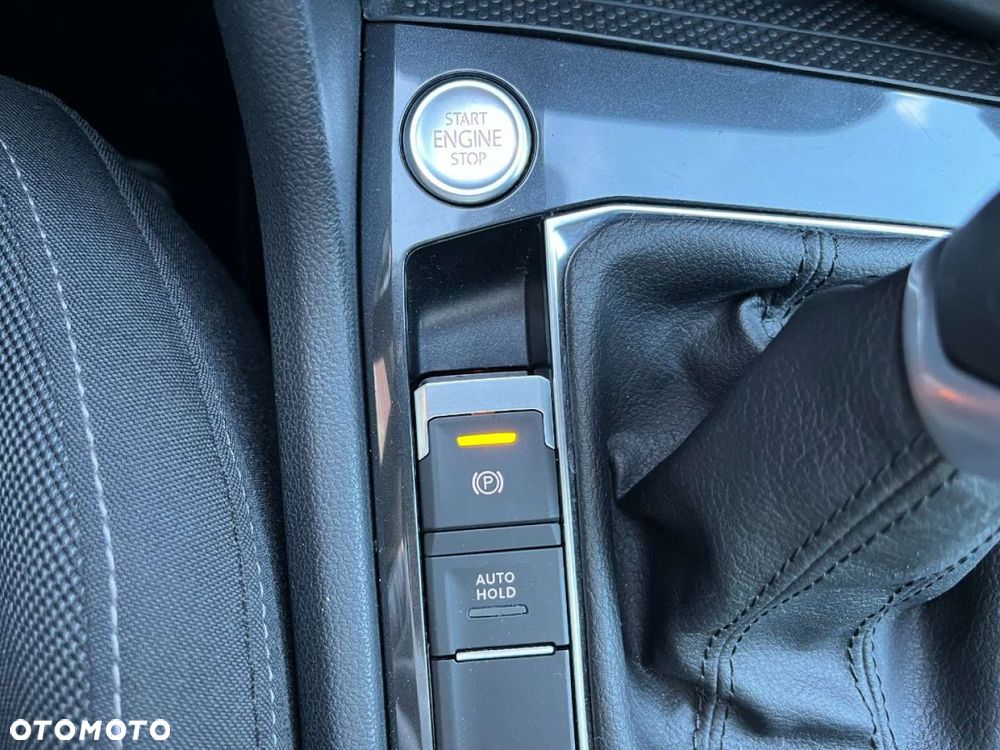 Volkswagen Tiguan 2.0 TDI R-Line DSG - 27