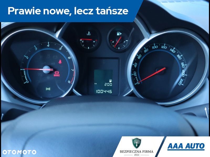 Chevrolet Cruze - 12